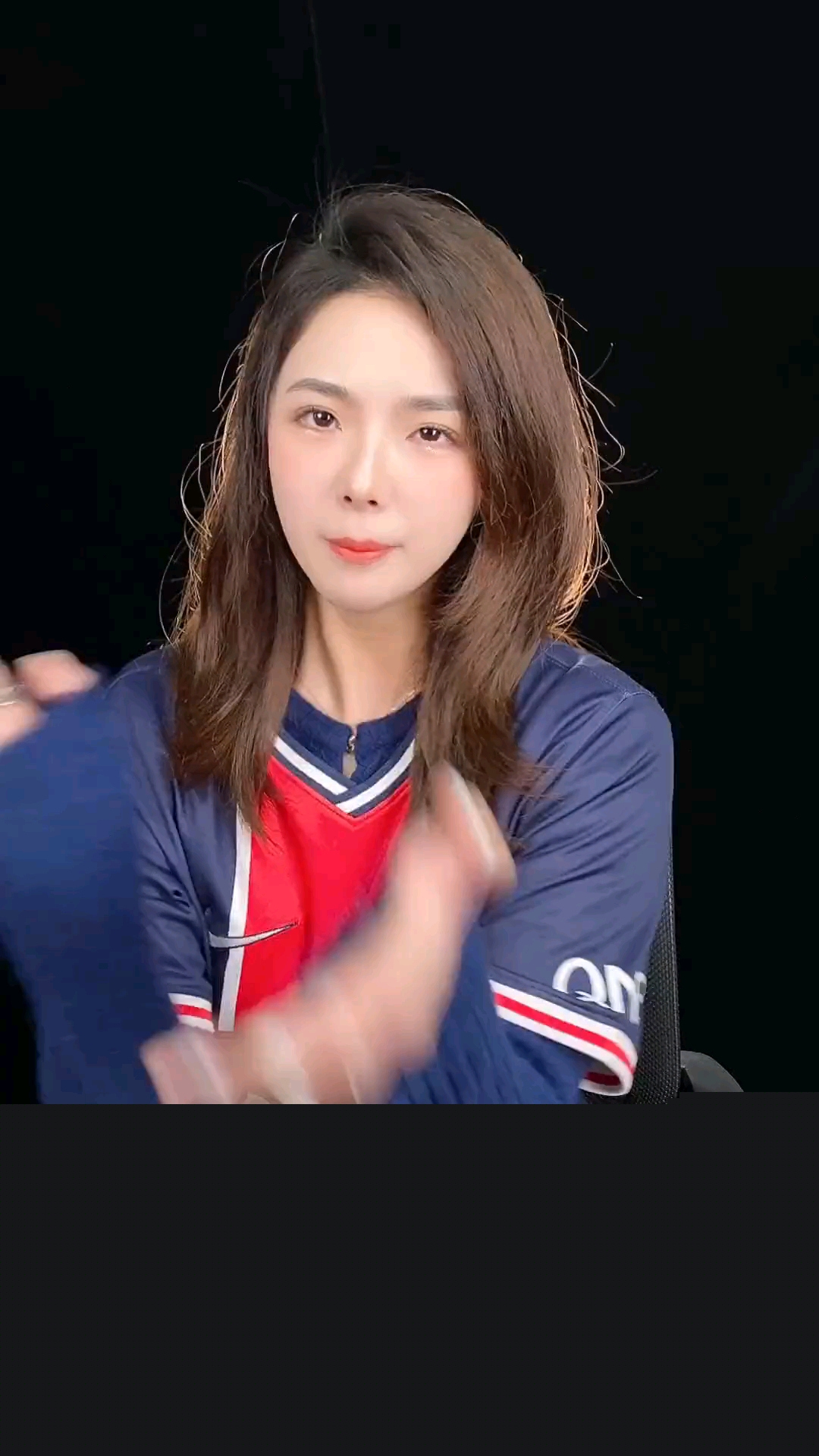 纷纷通过引